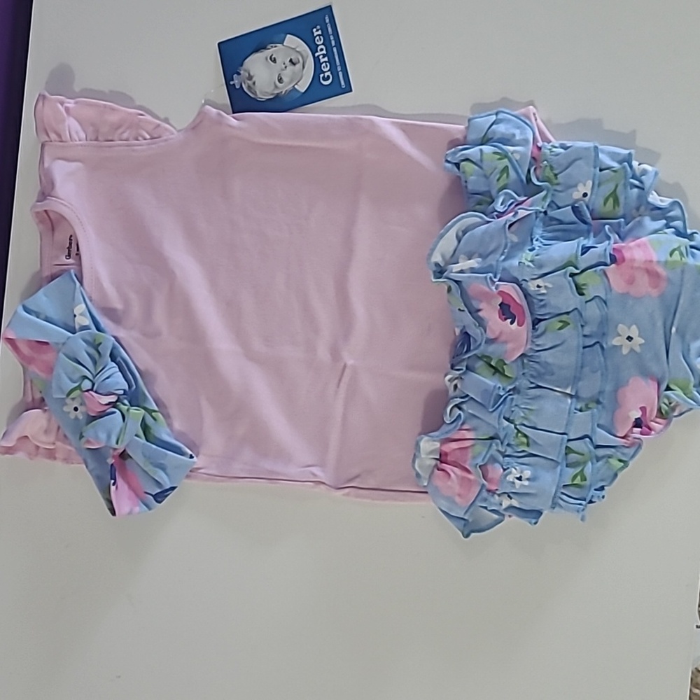 Gerber Baby 3 Piece Girls pink  Short Sleeve Onesies,Diaper Cover Headband 12mos